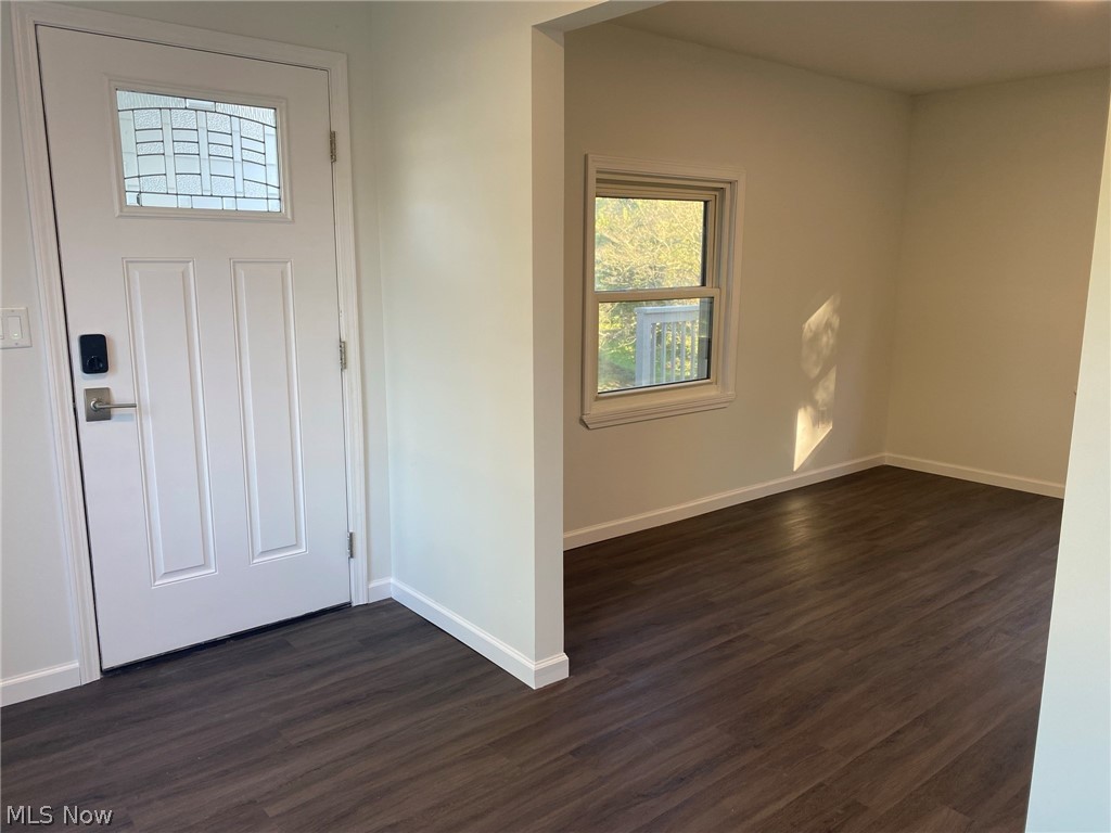 18476 Alexander Road Walton Hills, OH 44146 - Photo 6 of 34
