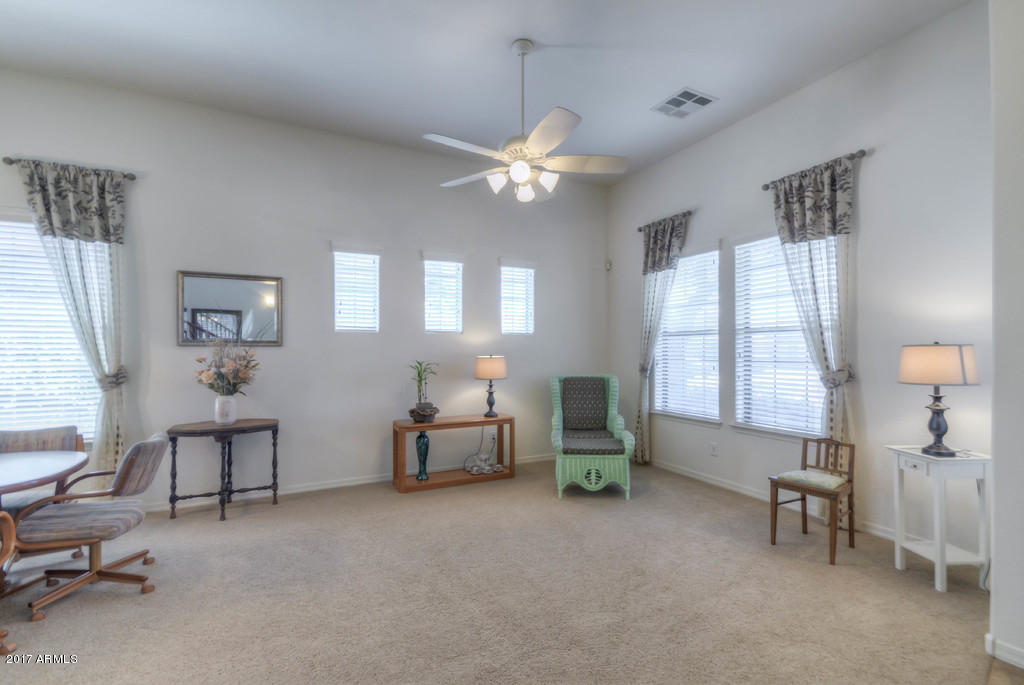 4717 South Burma Road Gilbert, AZ 85297 - Photo 4 of 72 Living Room