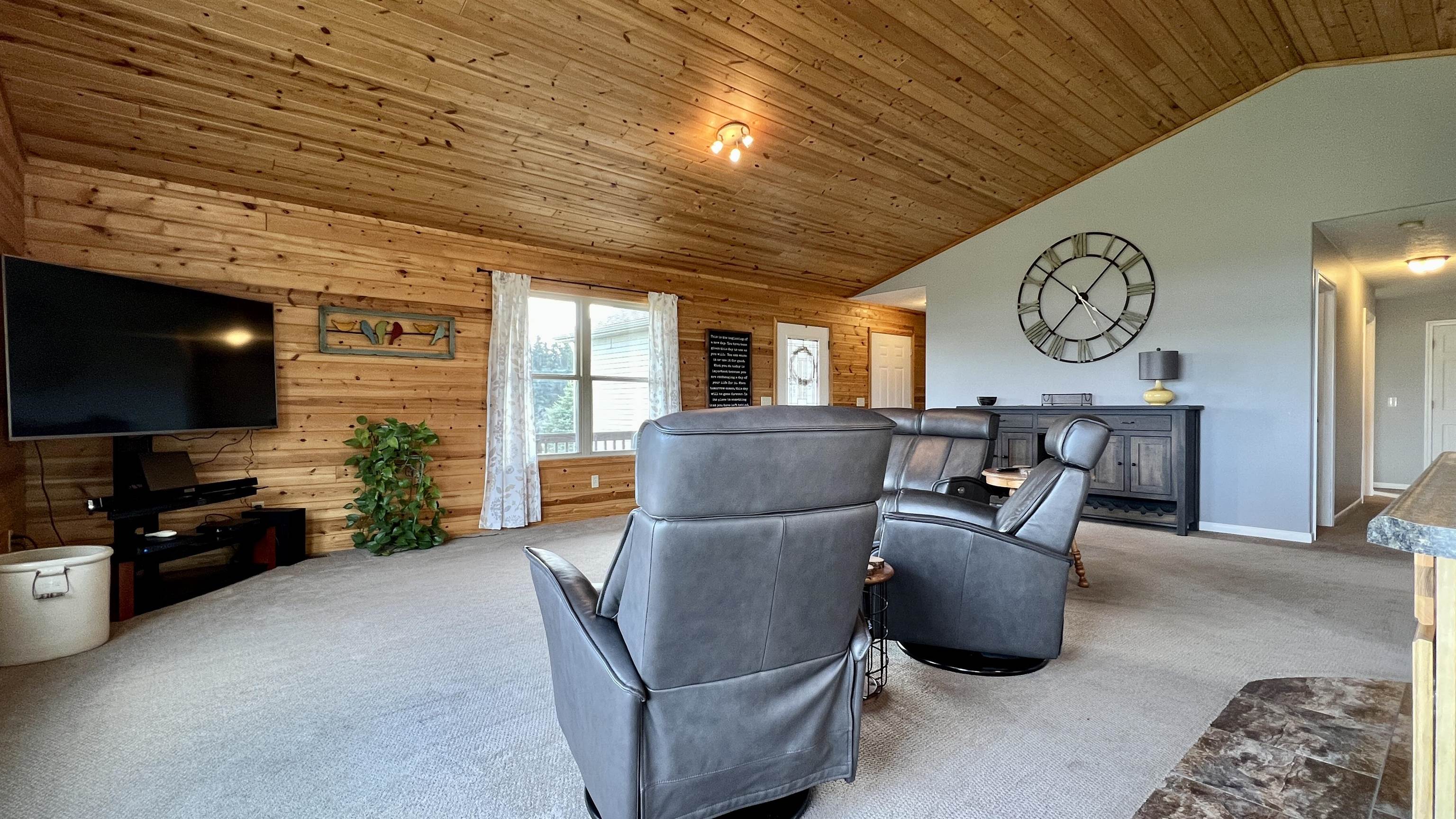 1474 North 29 Road Cadillac, MI 49601 - Photo 9 of 45 1899759-8.JPG