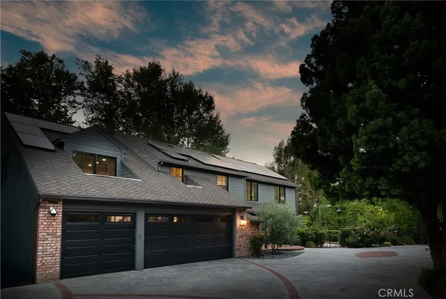a picture of a living room with furniture