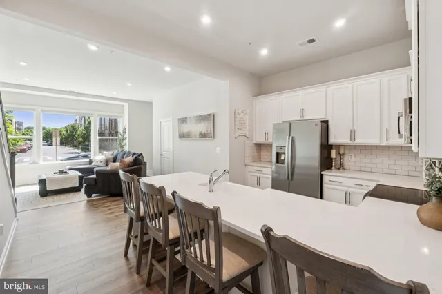 $549,999 | 16324 Connors Way, Unit 11, Rockville, MD 20855