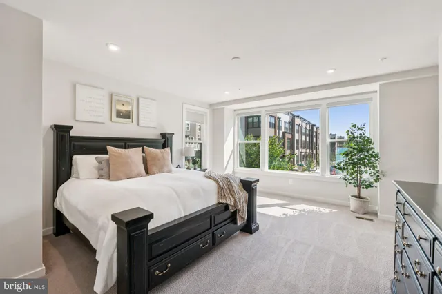 $549,999 | 16324 Connors Way, Unit 11, Rockville, MD 20855