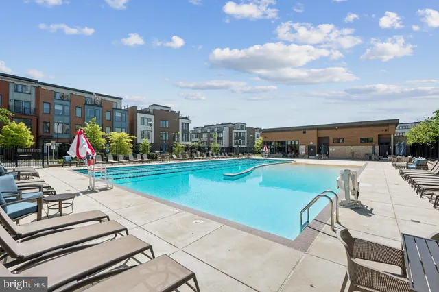 $549,999 | 16324 Connors Way, Unit 11, Rockville, MD 20855