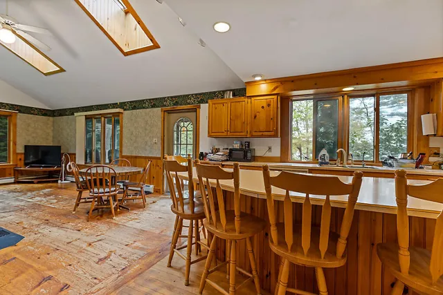 $489,999 | 48 Pleasant Point Road, Vassalboro, ME 04989