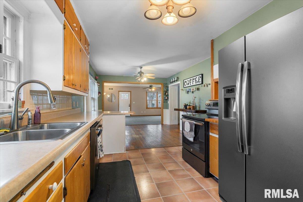 1129 West Urban Avenue Springfield, IL 62704 - Photo 11 of 30