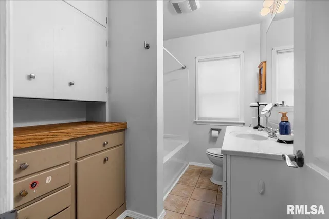 $179,900 | 1129 West Urban Avenue, Springfield, IL 62704