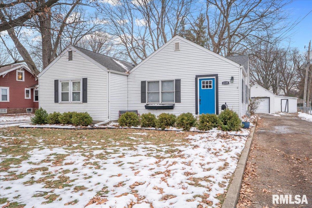 1129 West Urban Avenue Springfield, IL 62704 - Photo 2 of 30