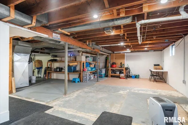 $179,900 | 1129 West Urban Avenue, Springfield, IL 62704