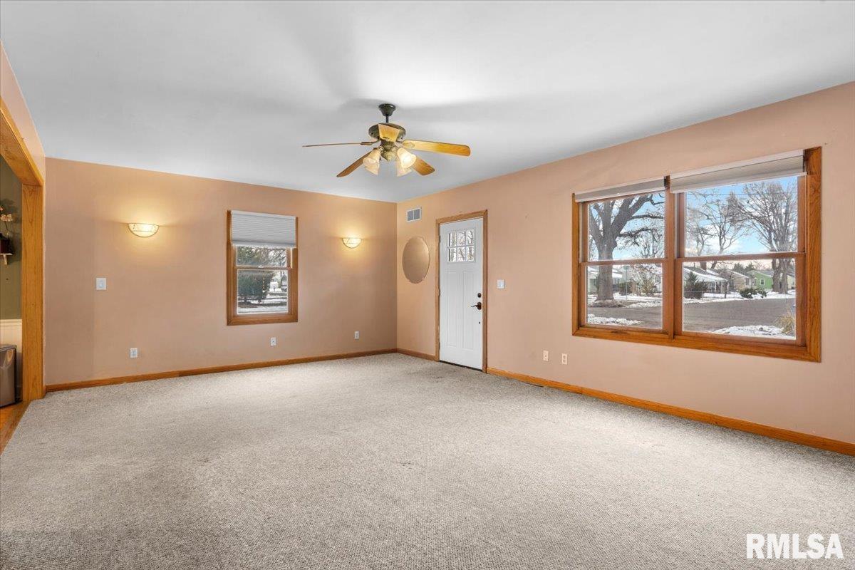 1129 West Urban Avenue Springfield, IL 62704 - Photo 6 of 30