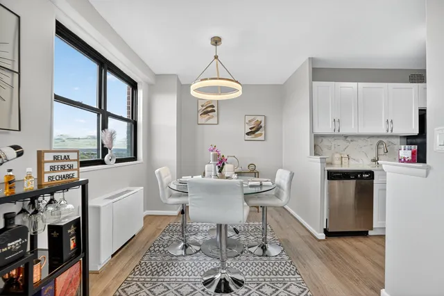 $274,900 | 1225 John F. Kennedy Boulevard, Unit 12K, Bayonne, NJ 07002