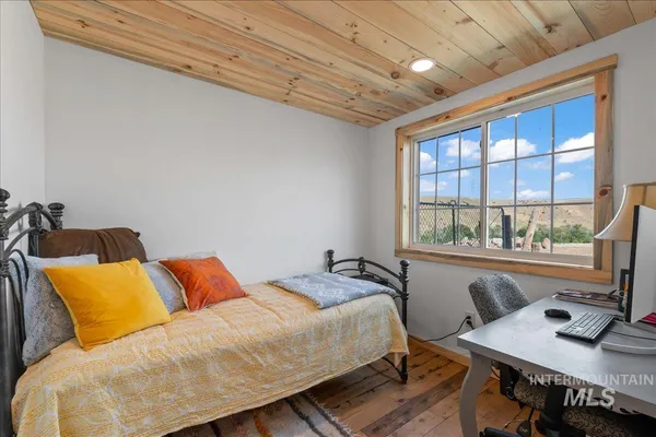 $695,000 | 11980 N Highway, Horseshoe Bend, ID 83629