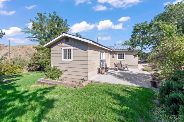 $695,000 | 11980 N Highway, Horseshoe Bend, ID 83629