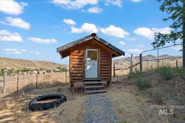$695,000 | 11980 N Highway, Horseshoe Bend, ID 83629