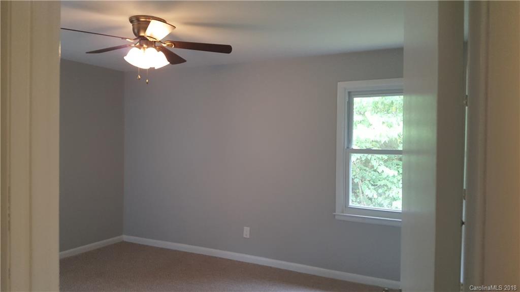 5087 Springhaven Drive Conover, NC 28613 - Photo 14 of 19 Gallery Image 14