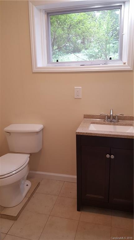 5087 Springhaven Drive Conover, NC 28613 - Photo 17 of 19 Gallery Image 17