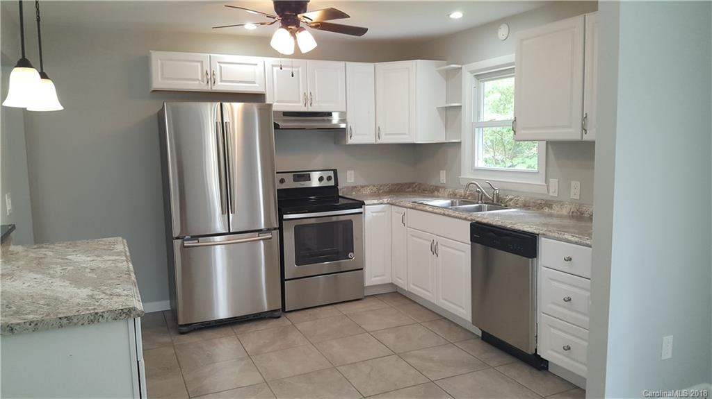 5087 Springhaven Drive Conover, NC 28613 - Photo 7 of 19 Gallery Image 7