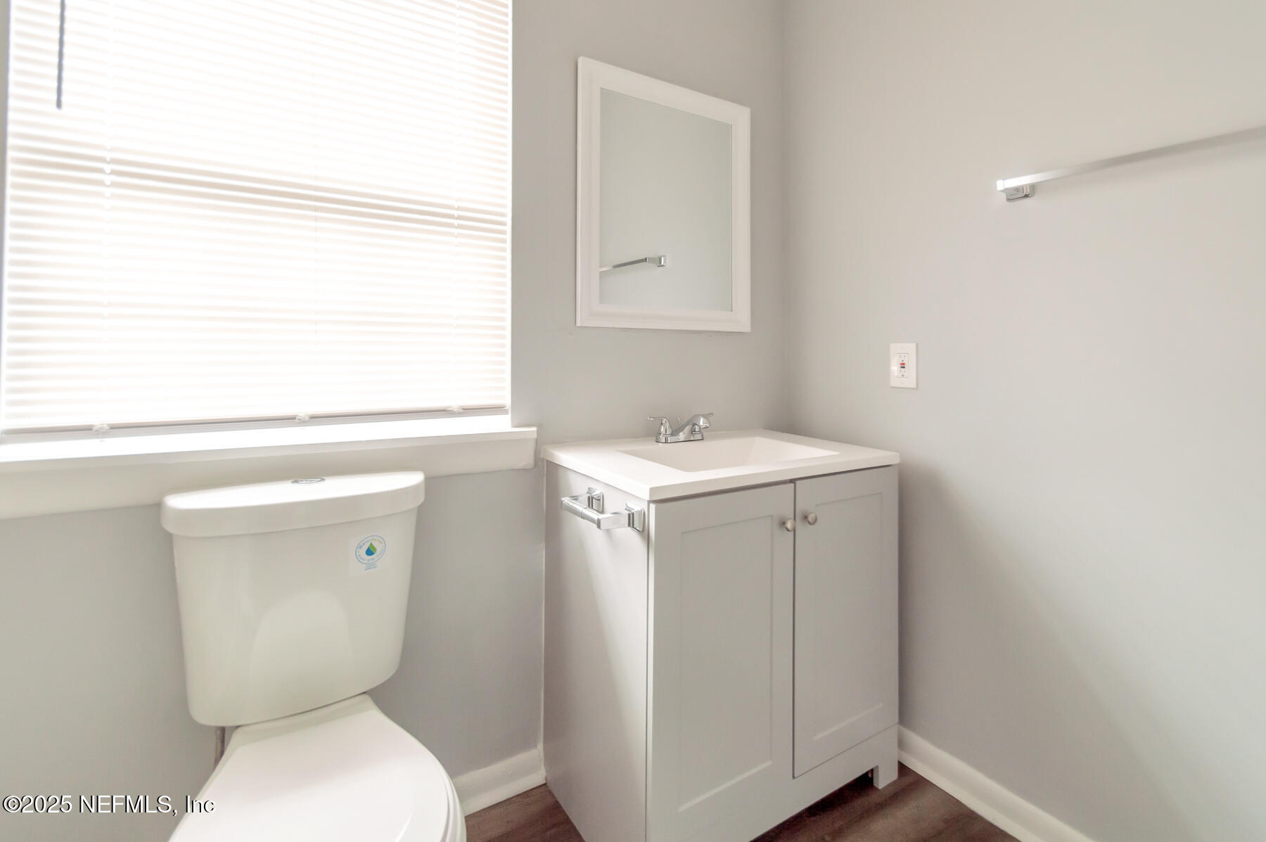1165 Hart Street Jacksonville, FL 32209 - Photo 10 of 22 a utility room with dryer and washer