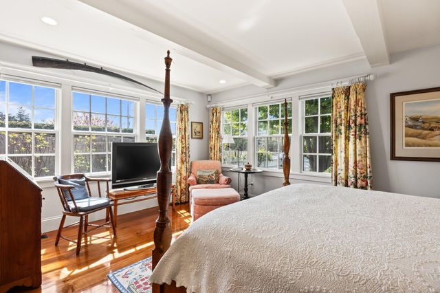 $3,500,000 | 92 Barcliff Avenue, Chatham, MA 02633