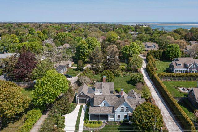 $3,500,000 | 92 Barcliff Avenue, Chatham, MA 02633