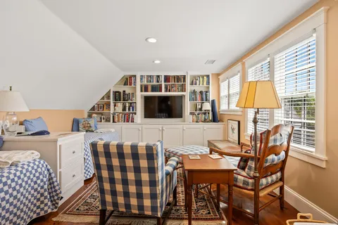 $3,500,000 | 92 Barcliff Avenue, Chatham, MA 02633