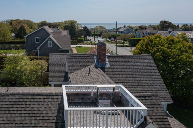 $3,500,000 | 92 Barcliff Avenue, Chatham, MA 02633