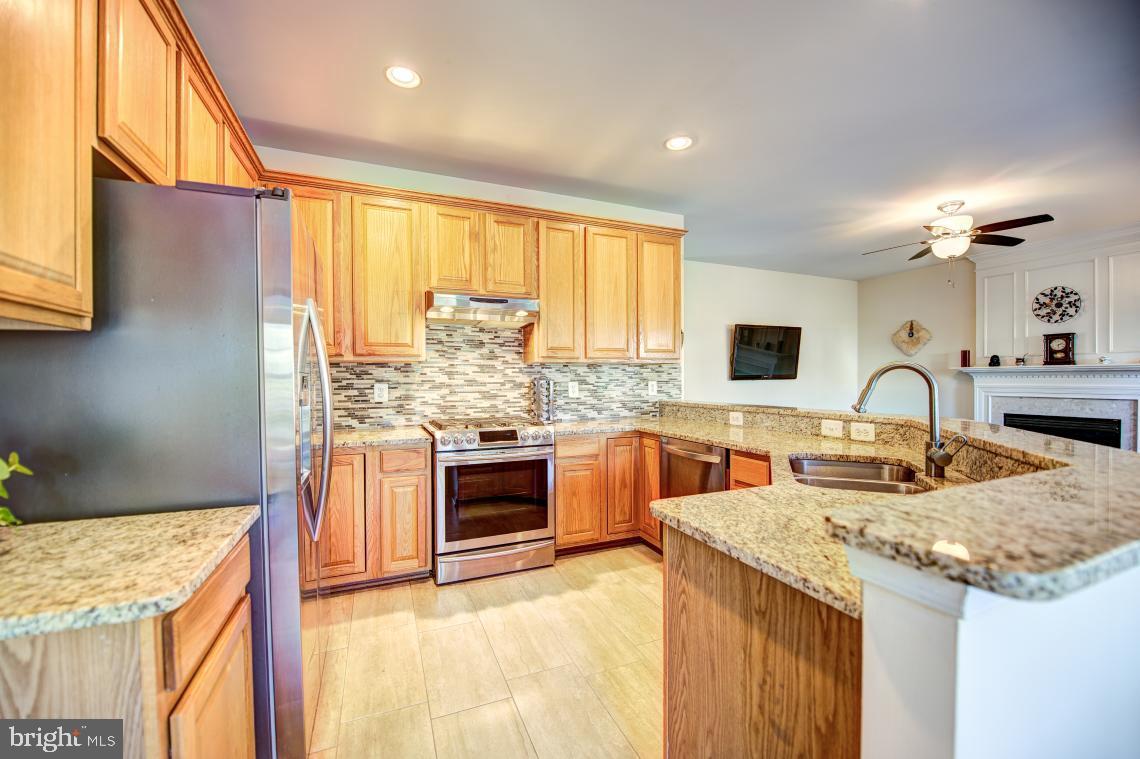 2451 Leyland Ridge Road Oak Hill, VA 20171 - Photo 18 of 54 Gallery Image 18