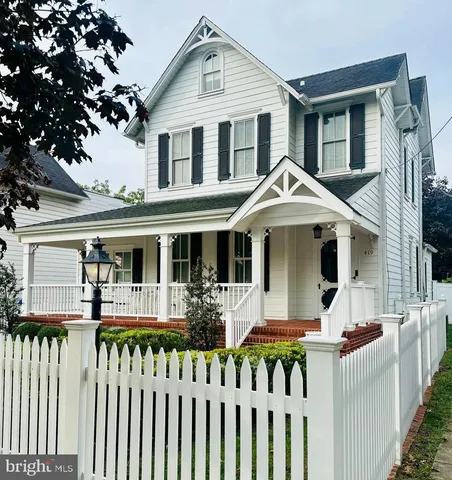 $469,000 | 419 Leconey Avenue, Palmyra, NJ 08065