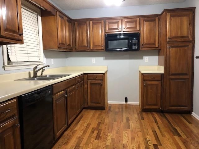 638 Brinkley Road Murfreesboro, TN 37128 - Photo 8 of 20 Gallery Image 8