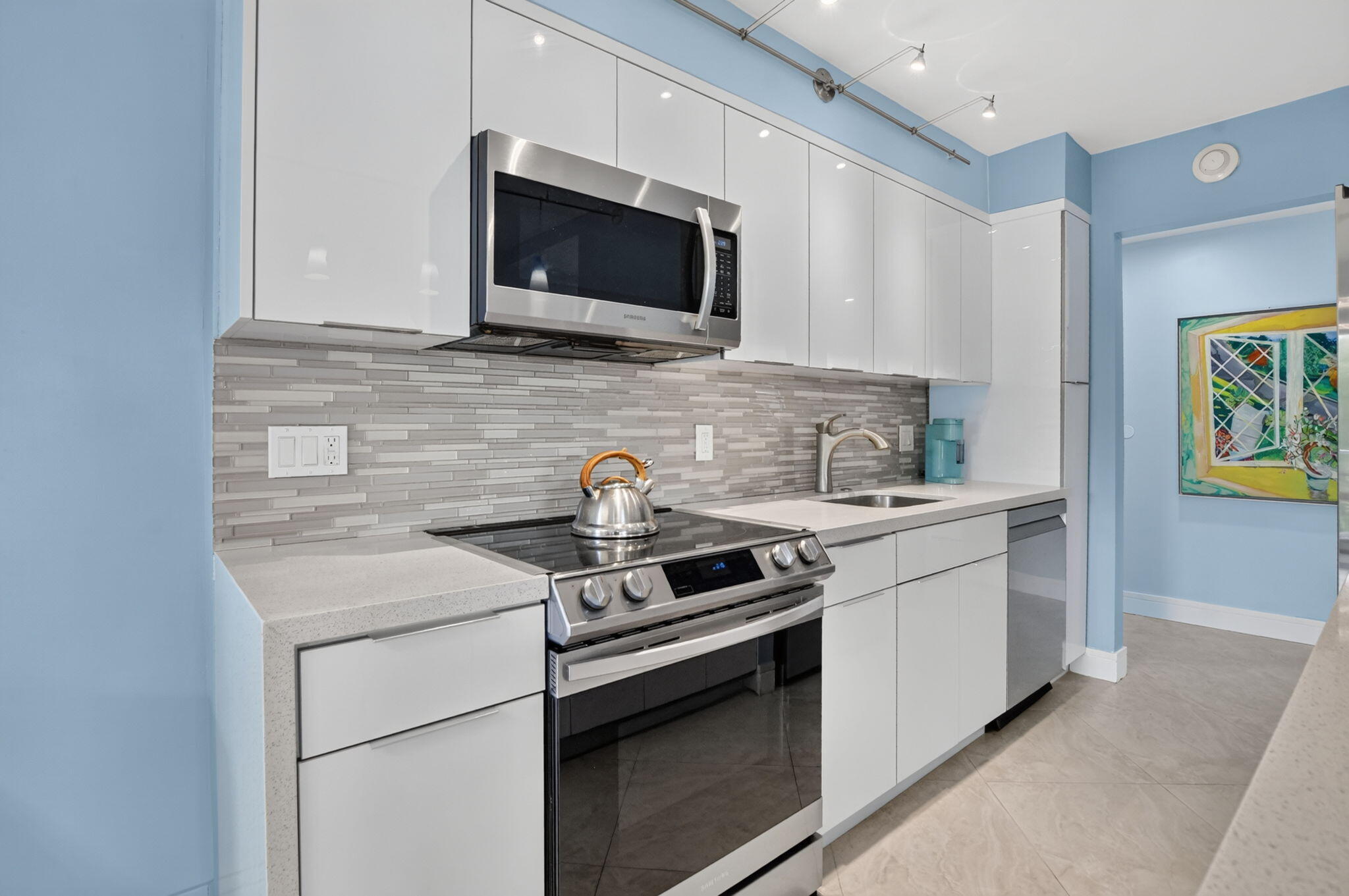 950 Ponce De Leon Road, Unit 511 Boca Raton, FL 33432 - Photo 4 of 31 Kitchen