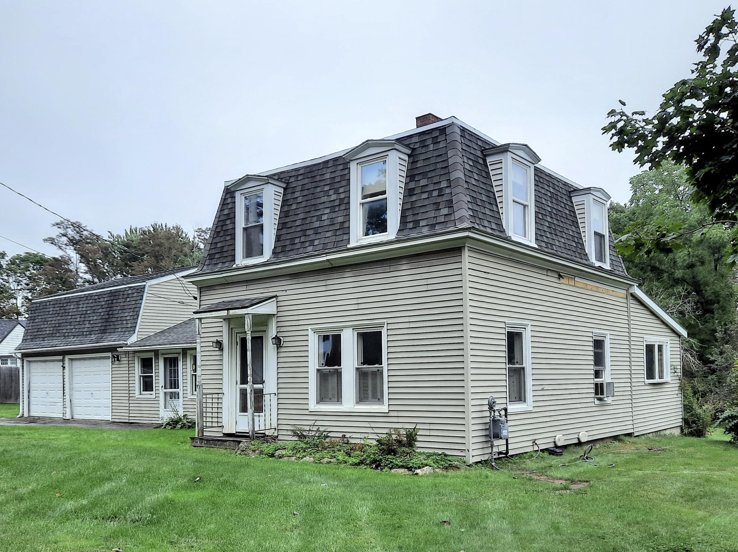 1233 State Street Bangor, ME 04401 - Photo 2 of 25 20210915_150219