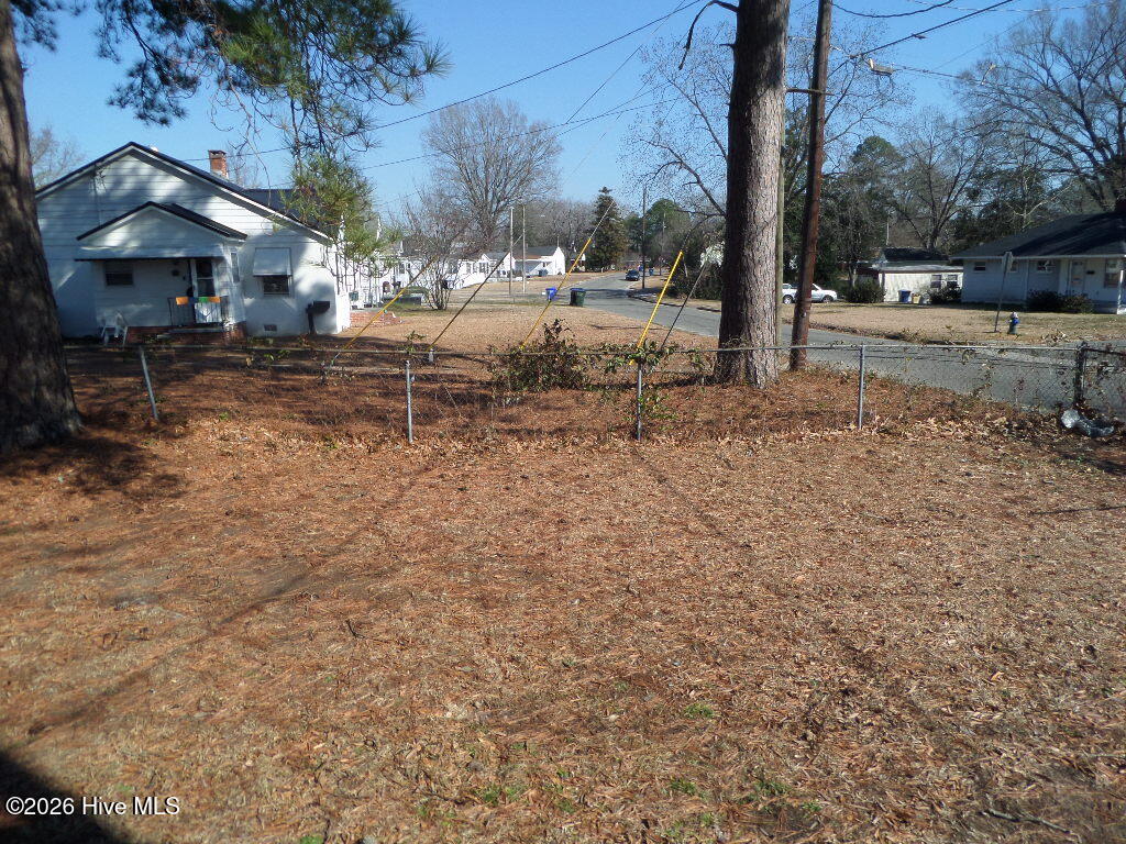 701 Hardee Road Kinston, NC 28504 - Photo 4 of 43 Backyard