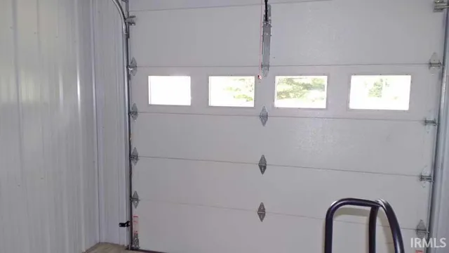 $334,900 | 105 Wolfe Street, Oaktown, IN 47561