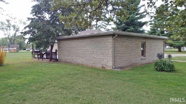 $334,900 | 105 Wolfe Street, Oaktown, IN 47561