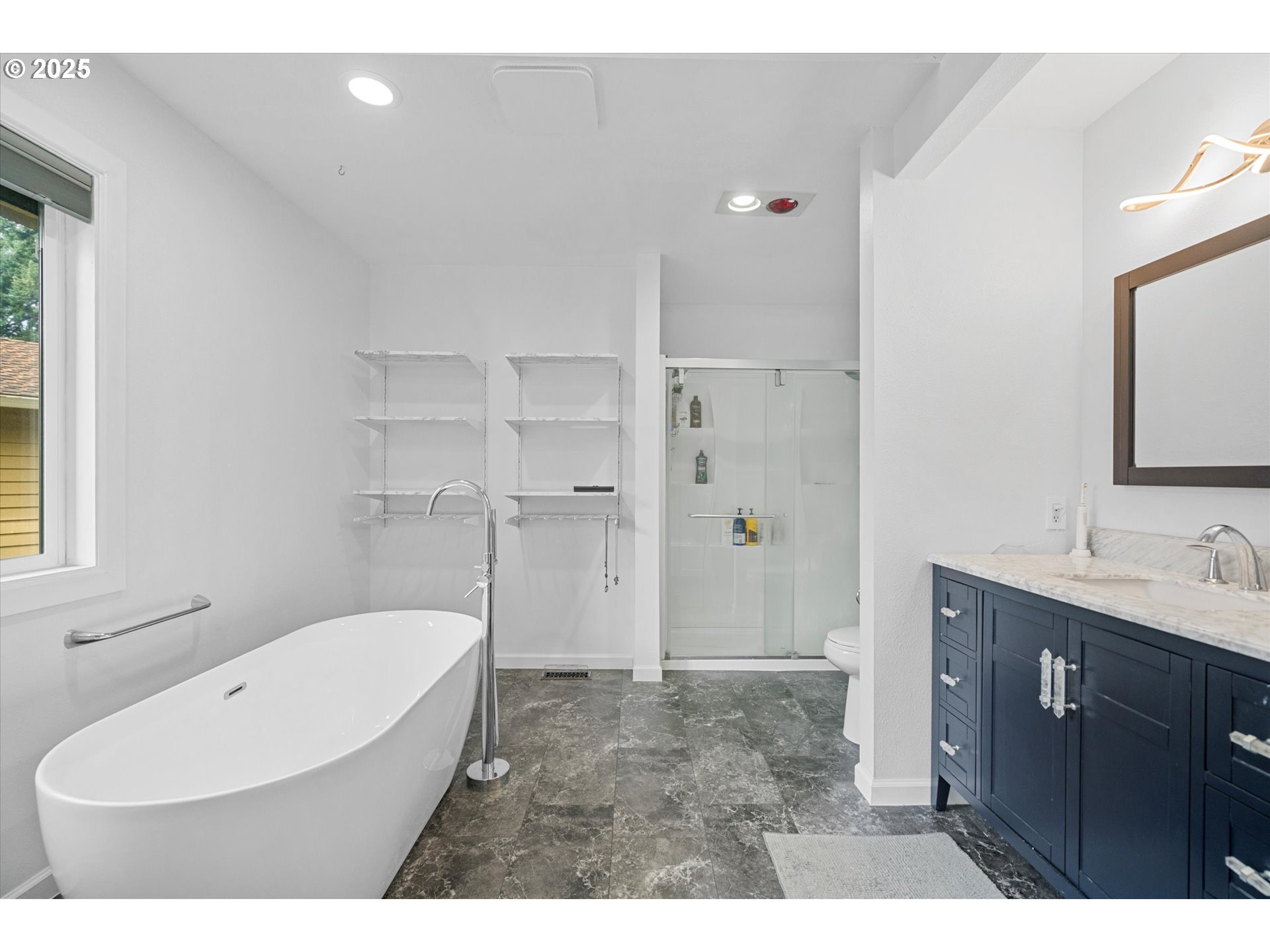 1720 Northwest Towle Court Gresham, OR 97030 - Photo 30 of 43