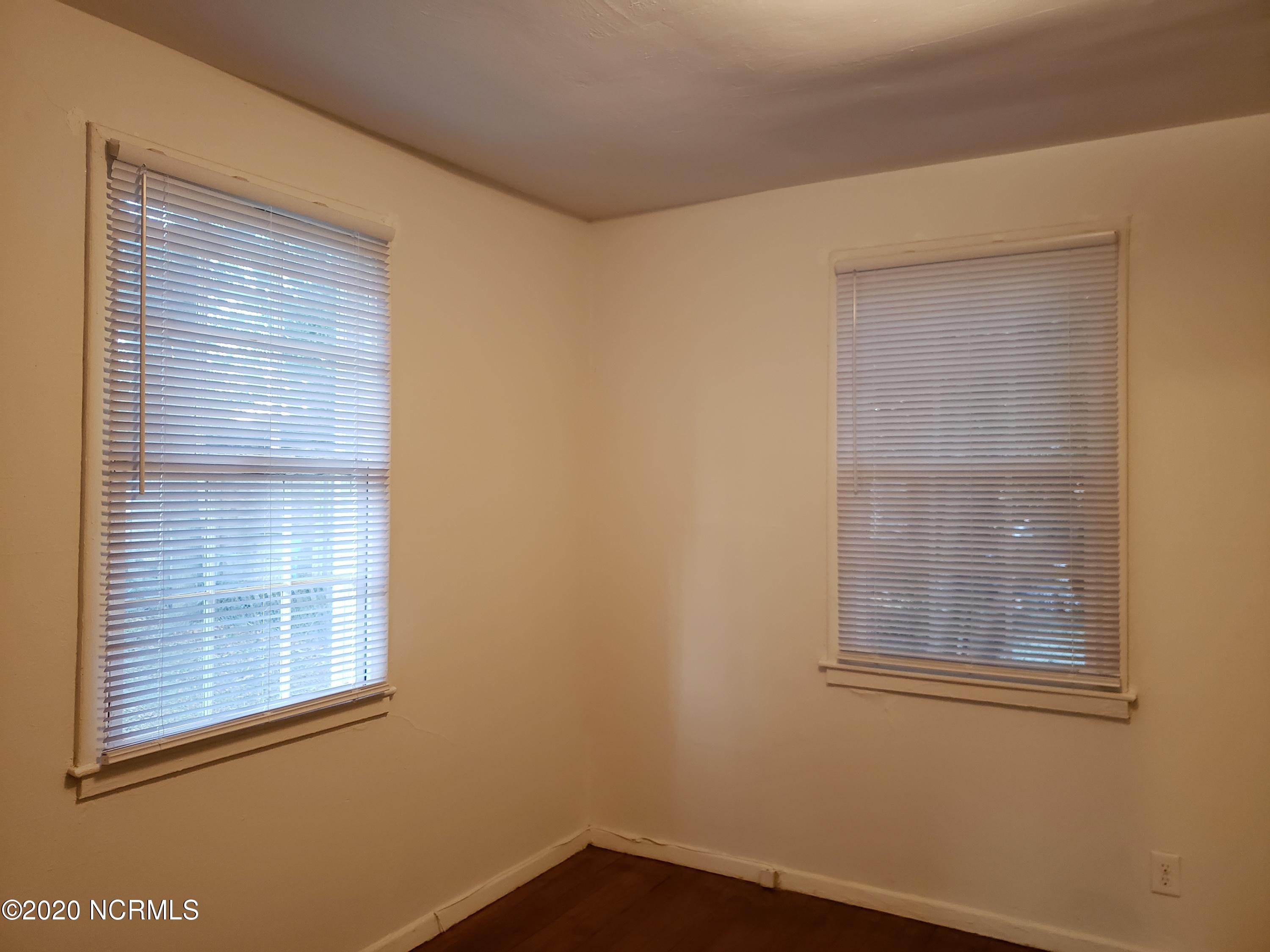 2216 Murchison Road Fayetteville, NC 28301 - Photo 12 of 37 Enoch