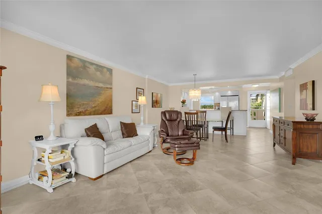 $239,500 | 321 Southeast 3rd Street, Unit 307, Dania Beach, FL 33004