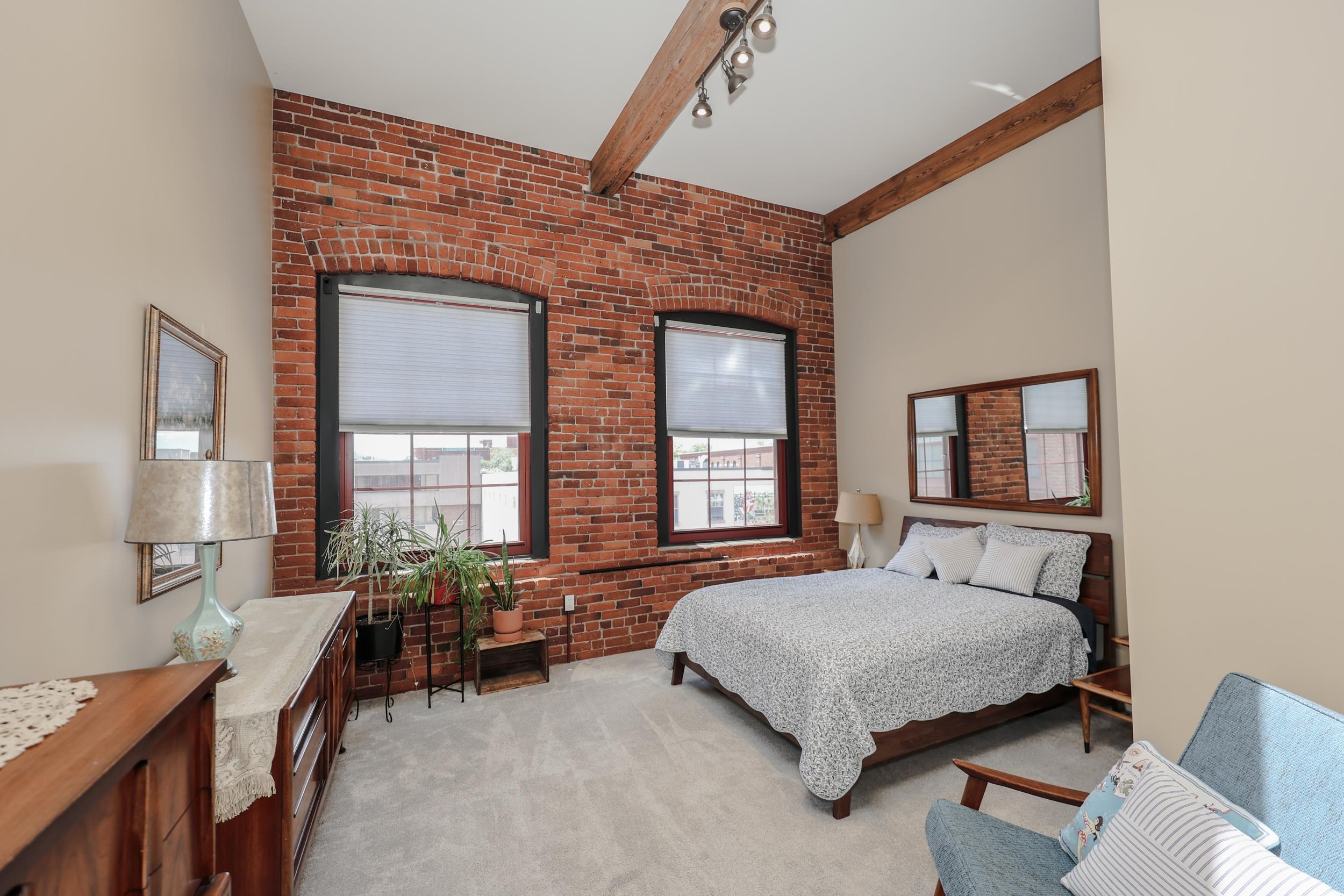 37 Church Street, Unit 7 Keene, NH 03431 - Photo 15 of 41