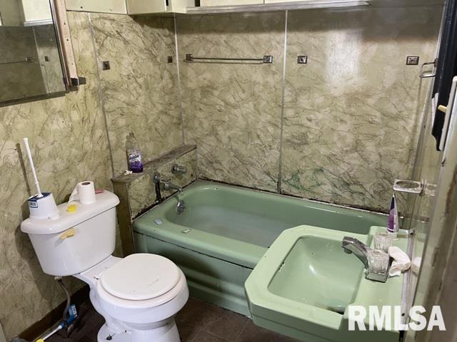 1437 East Division Street Decatur, IL 62526 - Photo 11 of 13