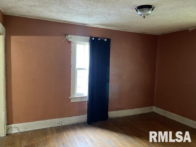 1437 East Division Street Decatur, IL 62526 - Photo 6 of 13