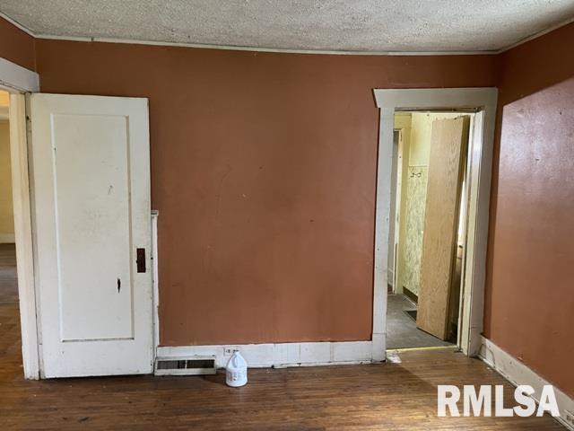 1437 East Division Street Decatur, IL 62526 - Photo 7 of 13