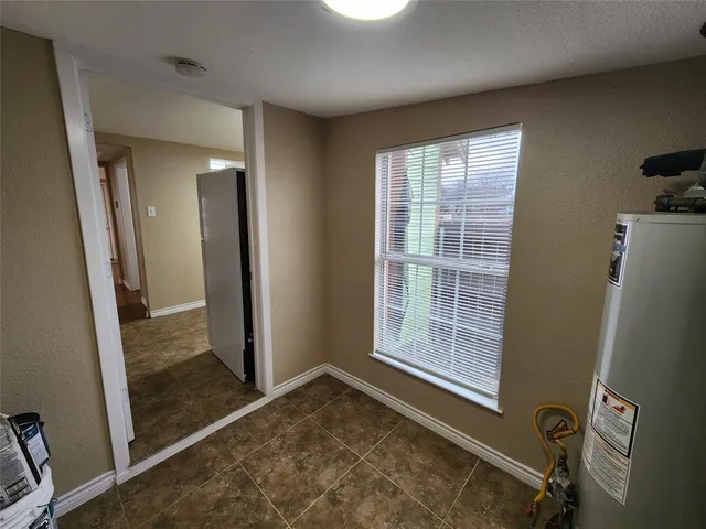 $1,650 | 233 Texas Street, Cedar Hill, TX 75104