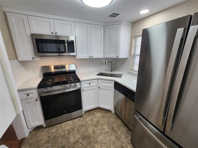 $1,650 | 233 Texas Street, Cedar Hill, TX 75104