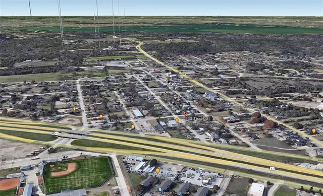 $1,650 | 233 Texas Street, Cedar Hill, TX 75104