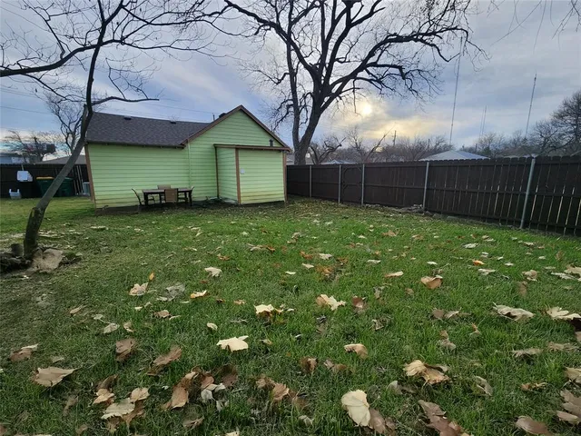 $1,650 | 233 Texas Street, Cedar Hill, TX 75104