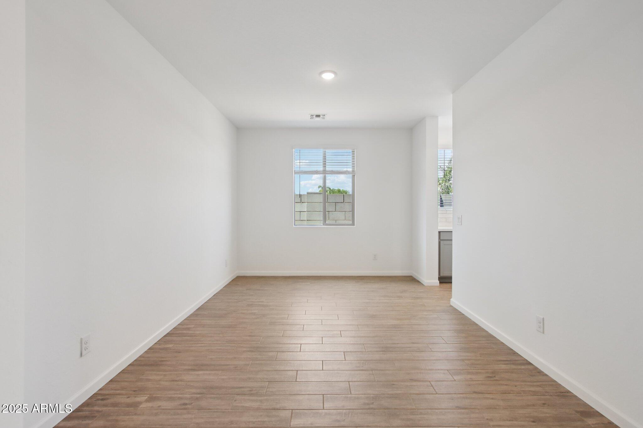 15734 West Brown Street Waddell, AZ 85355 - Photo 25 of 61 25-web-or-mls-W Brown St-S2708-025