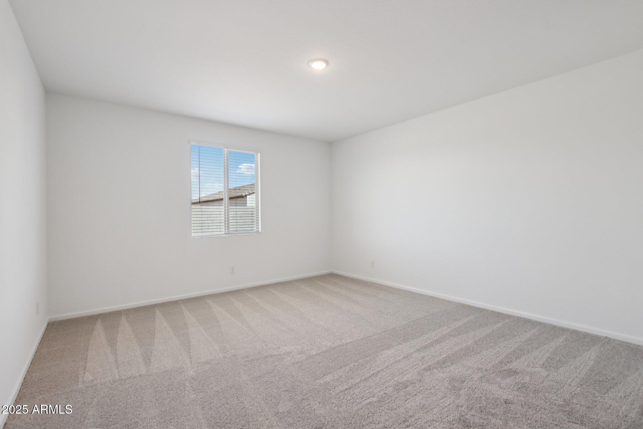 15734 West Brown Street Waddell, AZ 85355 - Photo 27 of 61 27-web-or-mls-W Brown St-S2708-027