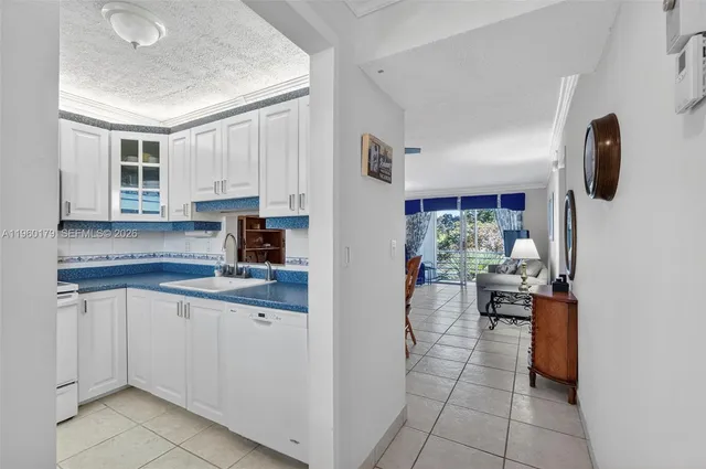 $85,000 | 2900 Northwest 47th Terrace, Unit 405B, Lauderdale Lakes, FL 33313