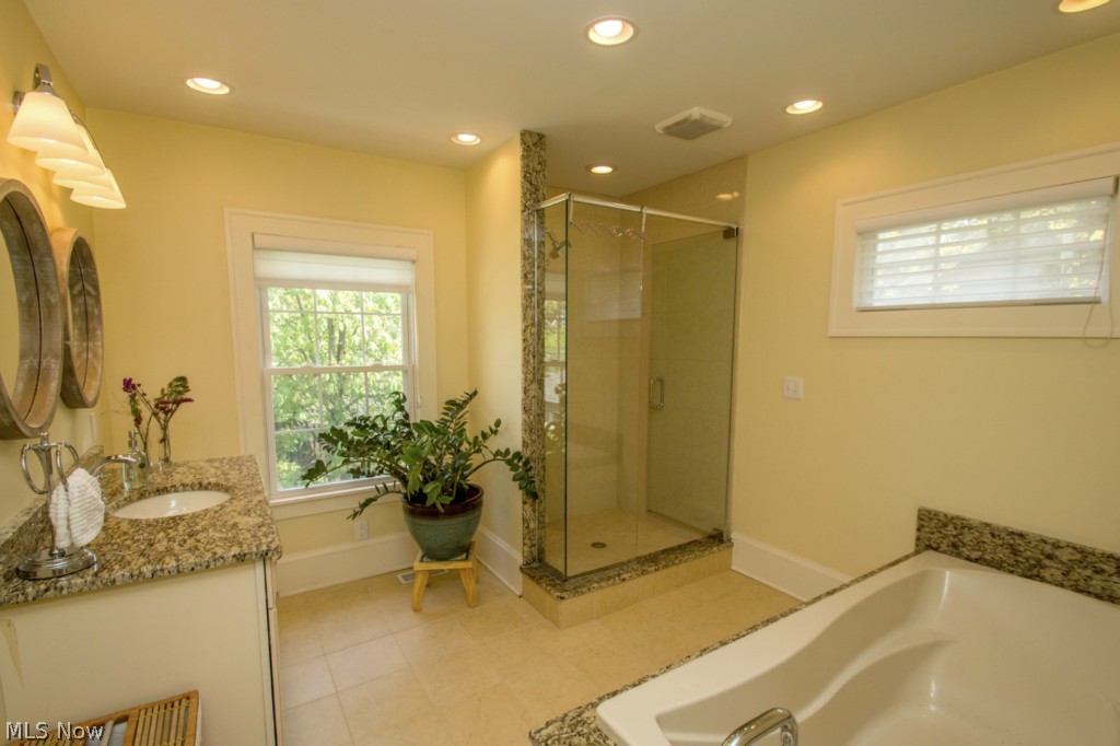 2181 Middlefield Road Cleveland Heights, OH 44106 - Photo 18 of 25