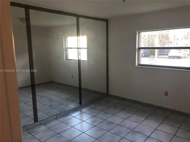 $1,550 | 4301 Northwest S Tamiami Canal Drive, Unit 3112, Miami, FL 33126