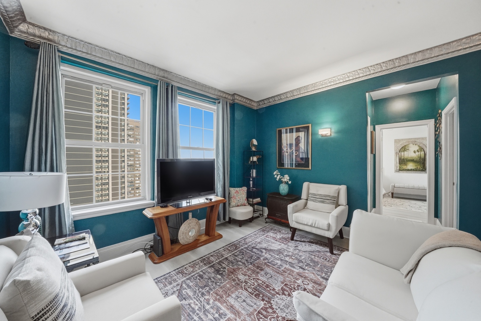 6101 North Sheridan Road, Unit 12E Chicago, IL 60660 - Photo 5 of 32